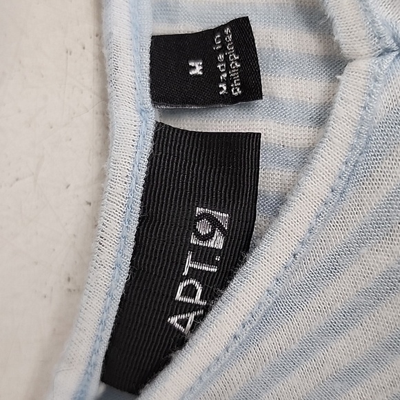 Apt 9 medium blouse - Picture 6 of 6